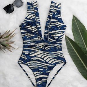 New with tags Averie swimsuit